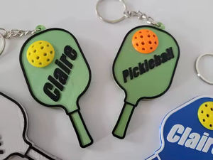 Porte-clés en caoutchouc durable en forme de balle de pickleball, logo personnalisé, taille sur mesure, OEM, vente en gros - Product Image 2