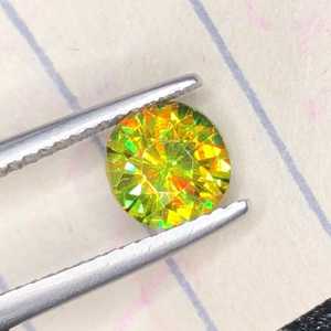 Sphène Jaune Naturelle Ronde Taillée, Pierre Précieuse Libre de Qualité Exceptionnelle et Rare pour la Fabrication de Bijoux Fins, Gemme de Collection et Cadeau - Product Image 6