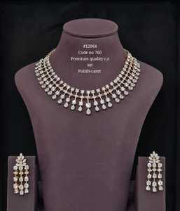 Ensemble collier et boucles d'oreilles en zircone cubique de qualité supérieure 12064, coupe poire, plaqué rhodium, bijoux de mariage pour femmes, style classique - Product Image 3