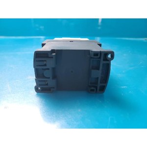Câble d'interface système Lam Research 23F450313 (F104810-PM4) 575-013640-401, utilisé comme pièce détachée pour équipement semi-conducteur d'époque - Product Image 3