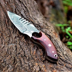 Couteau de chasse en acier Damas forgé à la main avec manche en bois de rose, lame à pointe tombante, couteau à lame fixe pour l'extérieur, étui en cuir - Product Image 5