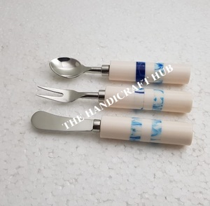 Ensemble de fromage design de luxe, ustensiles de cuisine, ensemble de couverts en acier inoxydable, ensemble de fromage avec manche en bois et résine, à prix d'usine très avantageux - Product Image 4