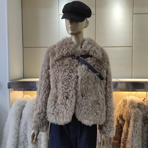 Veste en peau de mouton bouclée à la mode pour femmes, style Toscane, courte, avec ceinture à boucle en cuir, veste en laine chaude pour l'hiver - Product Image 1