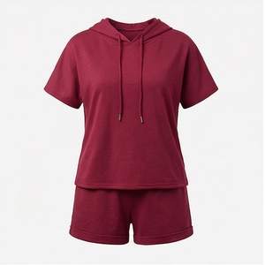 Conjunto de 2 Piezas para Mujer, Top con Capucha de Manga Corta y Pantalones Cortos por Encima de la Rodilla, Color Sólido, Estilo Casual, Holgado, Tejido de Algodón, para Primavera - Product Image 1
