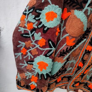 Veste longue à manches longues en velours brodé, respirante, écologique, matelassée, de haute qualité, pour femmes, style bohème chic, à fleurs - Product Image 5