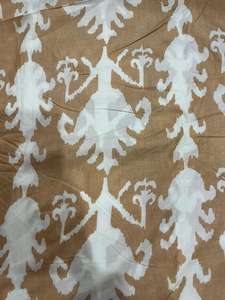 Tissu en coton biologique imprimé géométrique style Ikat pour vêtements, sacs, projets d'artisanat, décoration intérieure - Vente en gros au mètre - Product Image 6