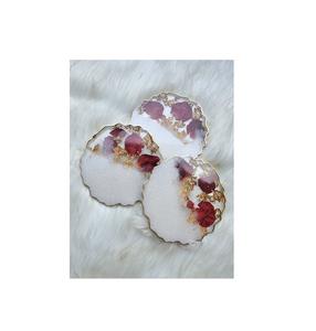 Juego de posavasos de resina y madera hechos a mano con diseño artístico moderno para decoración del hogar, mesa de café, mesa de comedor y uso en escritorio de oficina. - Product Image 1