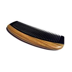 Peine de Cuerno de Vaca Hecho a Mano, Ecológico, Moderno, Duradero, con Forma Natural, Herramienta para el Cuidado del Cabello - Product Image 4