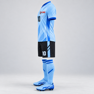FLY HUMBLE Conjunto de Camiseta de Fútbol para Hombre, Azul Claro y Negro, Manga Corta, Transpirable, Poliéster, para Todas las Temporadas, Ajuste Atlético, Estampado Sublimado - Product Image 2
