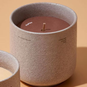 Bougie parfumée dans un pot cylindrique en céramique - Product Image 1