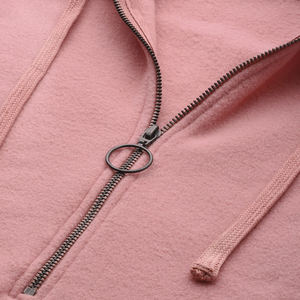 Sudadera con capucha de media cremallera para mujer, con logo personalizado, forro polar, estilo casual, con bolsillo canguro - Product Image 3