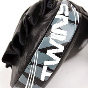 Fabricación de Guantes de Boxeo Twins Focus Mitt de Alta Calidad, Personalizados, de Cuero Genuino, con Espuma de Alta Densidad, Colores y Logotipo Personalizados - Product Image 5