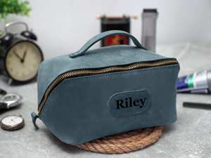 Bolsa de Aseo de Cuero Genuino para Hombre con Logotipo Personalizado, Bolsa de Viaje Vintage Impermeable, Organizador de Artículos de Afeitado, Kit Dopp LNTB-0019E - Product Image 2