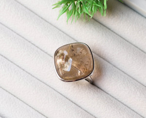 Anillo de Cuarzo Rutilado Dorado Natural, Plata de Ley 925, Hecho a Mano, Cabujón con Corte Cojín, Piedra Venus Hair, Joyería Minimalista - Product Image 3