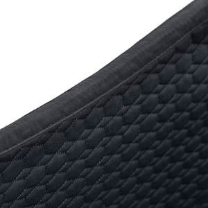 Tapis de selle personnalisé AINAS INDUSTRIES en satin de coton léger et confortable avec doublure en polycoton pour chevaux de saut anglais - Product Image 5