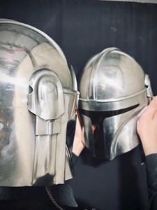 Casco de Cazador de Recompensas Mandaloriano de Star Wars, Casco de Acero de Ciencia Ficción para Cosplay, Casco Medieval de Guerrero, Armadura Hecha a Mano - Product Image 2