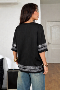 เสื้อเจอร์ซีย์อเมริกันฟุตบอลผู้หญิงแบบโอเวอร์ไซส์ประดับเพชรหรูหราสีดำ ระบายอากาศได้ดี แขนสั้น สไตล์สตรีทแวร์ รับผลิตแบบ OEM แบรนด์ส่วนตัว - Product Image 2