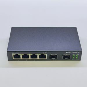 Switch Ethernet de bureau non géré 4 ports 2.5G avec 2 ports SFP+ 10G, Plug & Play, communication Full-Duplex IEEE802.3af/at PoE - Product Image 1