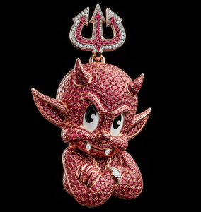 Pendentif diable de dessin animé plaqué or rose avec micro-pavé de moissanite rouge, bijou à thème mignon, cadeau - Product Image 1