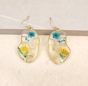 <b>Resin</b> Floral Face <b>Resin</b> Earrings Abstract Bloom Earrings Yellow Flower Earrings Minimal Outline Earrings <b>Resin</b> <b>Crafts</b> - Product Image 3