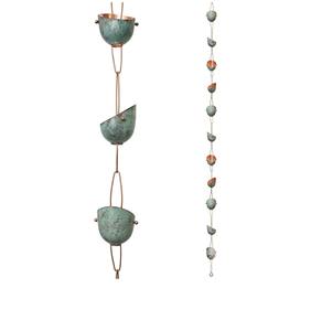 La cadena de lluvia metálica transforma la lluvia ordinaria en una cascada lenta y brillante que se siente intencionada, relajante y casi ceremonial. - Product Image 6