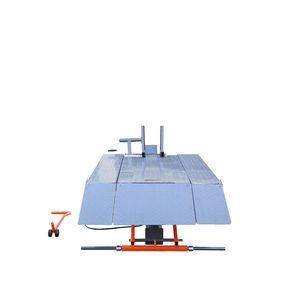 Sollevatore a Forbice Portatile per Moto/ATV da 450 kg, Piattaforma di Lavoro da 112 cm, Estensioni Laterali da 25 cm, Lunghezza Piattaforma 196 cm, Kit Morsa Anteriore - Product Image 6