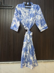 Robe kimono pour femmes, bleu et blanc, imprimé animal, col en V, longueur complète, manches trois quarts, robe de bain décontractée d'été - Product Image 6