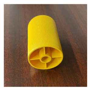 ลูกกลิ้งลำเลียงพลาสติก ABS สีเหลืองแบบมีร่อง ยี่ห้อ Sri Sankarra สำหรับงานฉีดขึ้นรูป  ลูกกลิ้งเปล่าสำหรับลำเลียงวัสดุ - Product Image 1