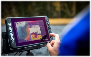Elite FS 9 Fish Finder/Chartplotter Combo with Lithium Battery IP68 Waterproof Eco-Friendly <b>Rubber</b> Design - Product Image 2