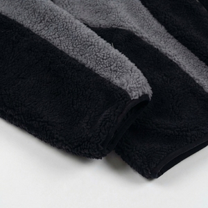 เสื้อแจ็คเก็ตขนเฟลอร์เชอร์ปาสีดำเทาแบบบล็อกสี |   เสื้อแจ็คเก็ตเท็ดดี้ตัวใหญ่แบบมีซิป |   เสื้อโค้ทสตรีทแวร์อุ่นๆ |   ผู้ผลิต OEM ตามสั่ง - Product Image 4