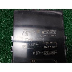 ES Usado: ECU y Módulos de Computación 8999033650 - Product Image 1