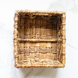 Panier carré en jacinthe d'eau avec structure en fer, fait main, panier de rangement, vente en gros, écologique, fabriqué au Vietnam - Product Image 6