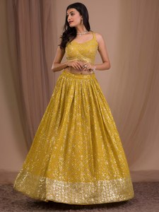 Yellow <b>Sequined</b> <b>Crop</b> <b>Top</b> And A-Line Floor-Length Skirt Bridesmaid Dress With V-Neck Spaghetti Straps - Product Image 4