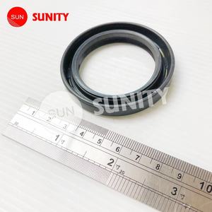 TAIWAN SUNITY JOINT D'HUILE DE VILEBREQUIN DE QUALITÉ SUPÉRIEURE OEM 104211-02220 pour Yanmar YSM8 Diesel Marine - Product Image 2