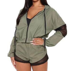 OEM Customized Women's Oversized Windbreaker Tracksuits Lightweight Polyester Spring Wear 2 Piece Jogging Tracksuits - Product Image 4