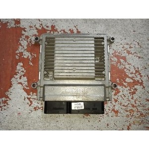 ECUs y Módulos de Computación Optima Usados 391082G010 - Product Image 1