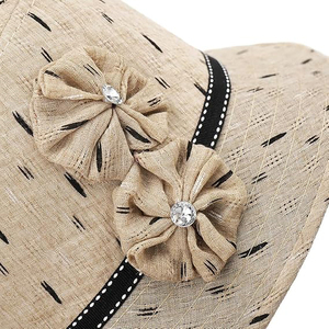 Gorra Newsboy Negra para Mujer al por Mayor, Gorro Baker Boy a Rayas de Moda para Fiesta al Aire Libre de Invierno, Visera de Moda con Anillo Metálico, 100% Lana - Product Image 4