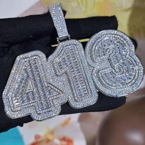 Cadena de Eslabones Cubanos Personalizada de Alta Gama con Colgante de Letra Baguette, Joyería Iced Out Personalizada para Raperos, Regalo de Cumpleaños para Él - Product Image 4