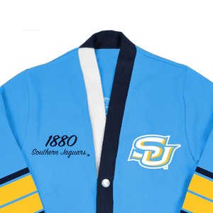 Cardigan unisexe décontracté automne-hiver pour universités et sororités, en laine et acrylique tricoté, coupe oversize, avec logo brodé et boutons recouverts - Product Image 2