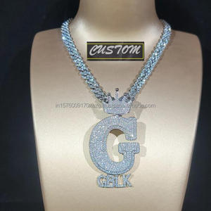 จี้เพชรเลี้ยงในห้องปฏิบัติการสุดหรู รุ่น " G GBLK " พร้อมมงกุฎประดับเพชรเต็มเส้น สไตล์ฮิปฮอป - Product Image 3