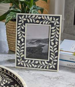 Cadre photo traditionnel en os incrusté, cadre photo en résine, cadre photo en MDF, à prix très raisonnable - Product Image 6