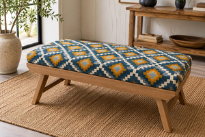 Banco de Madera Tejido a Mano con Lana y Yute, Tapizado Geométrico Azul Mostaza, Estilo Boho Rústico para Entrada, Dormitorio o como Banco Decorativo - Product Image 5