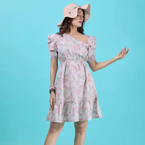 Vestido Formal Azul con Estampado Floral, Corte Ajustado y Evase, Cuello sin Mangas, Mangas Regulares, Dobladillo Evase Midi, Tela Georgette, Cintura Natural, para Niña - Product Image 1