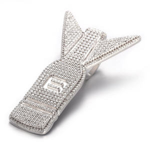 Pendentif pilule plaqué argent avec micro-pavé de strass en cristal, breloque hip-hop, bijoux de mode unisexe, design lettre E - Product Image 1