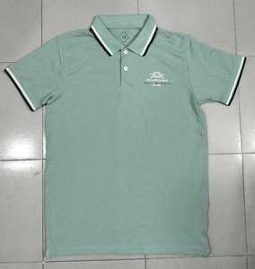 เสื้อโปโลผ้าโพลีเอสเตอร์/ ผ้าฝ้ายถักสีล้วนแห้งเร็วสำหรับผู้ชาย - Product Image 5