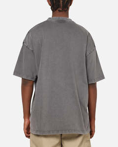Camiseta Oversize Gris de Algodón Lavado Hecha en Pakistán, Personalizada, Tejida, Ecológica y Transpirable para Hombre, Estilo Urbano - Product Image 2
