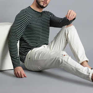 Camiseta de Punto a Rayas de Manga Larga para Hombre, Cuello Redondo, Corte Regular Informal, Patrón Verde y Blanco - Product Image 4