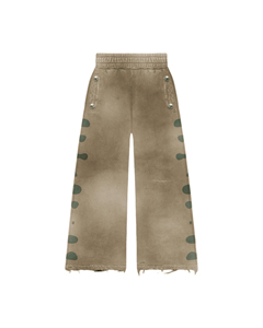 ชุดเซ็ตเสื้อฮู้ดดี้ผ้าฝ้าย 500GSM คุณภาพสูง ตกแต่งด้วยลายปักและคริสตัล พร้อมกางเกงขายาว ชุดวอร์มหรูหราสั่งทำพิเศษสำหรับผู้ชาย - Product Image 4