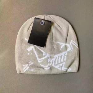 Gorro de Punto Acrílico con Diseño Jacquard para Otoño e Invierno, Moderno y Cálido, para Hombres y Mujeres, Ideal para la Playa y Viajes - Product Image 4