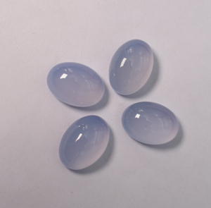คาโบชองหินแคลเซโดนีสีน้ำเงินธรรมชาติ รูปไข่ ขนาด 11x9 มม. หินแคลเซโดนีสีน้ำเงินขนาดปรับเทียบแล้ว หินหลวมด้านหลังแบน สำหรับทำเครื่องประดับ - Product Image 3